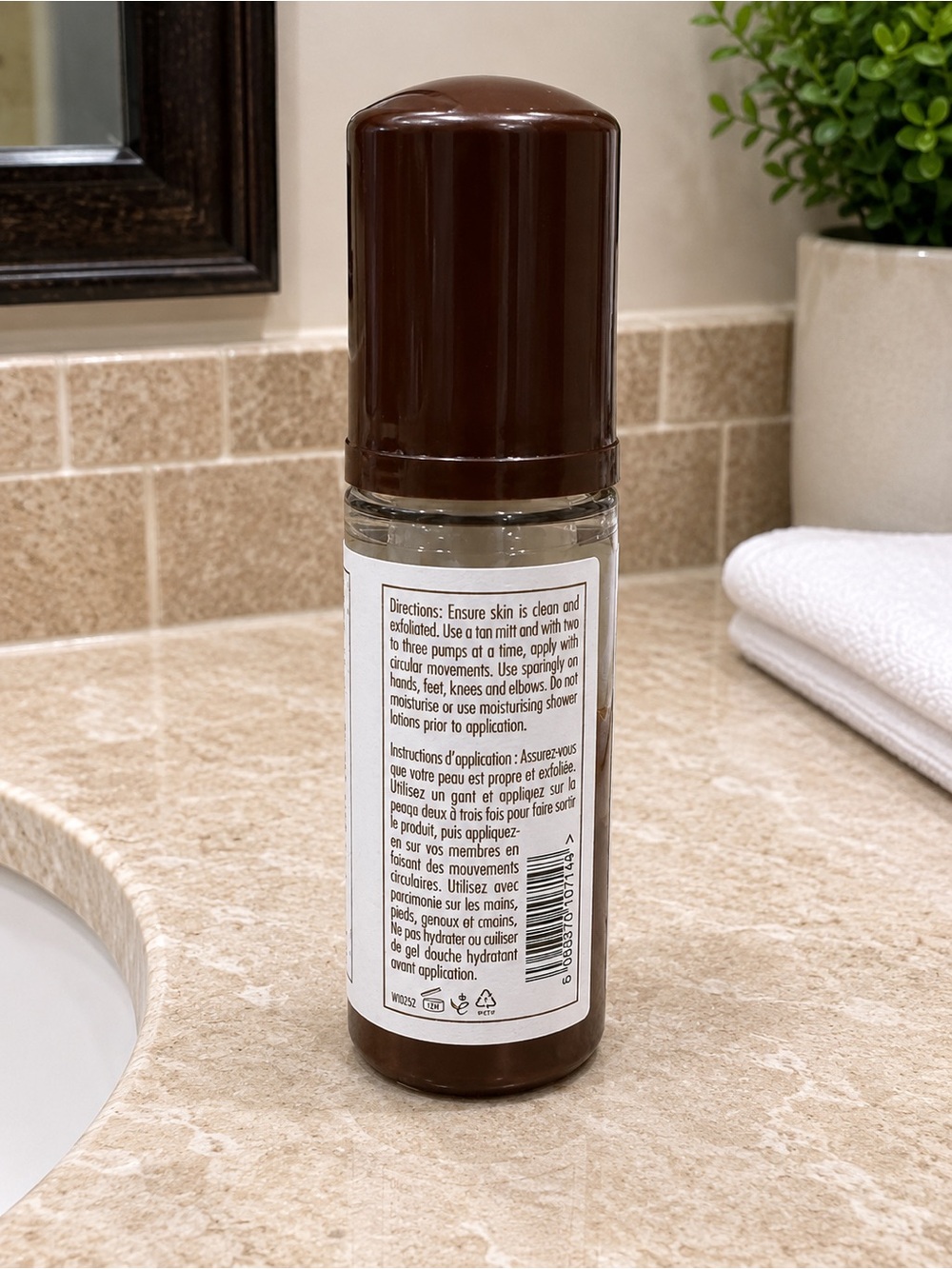 Vita Liberata Invisi Foaming Tan Water - Medium/Dark - Picture 2 of 4